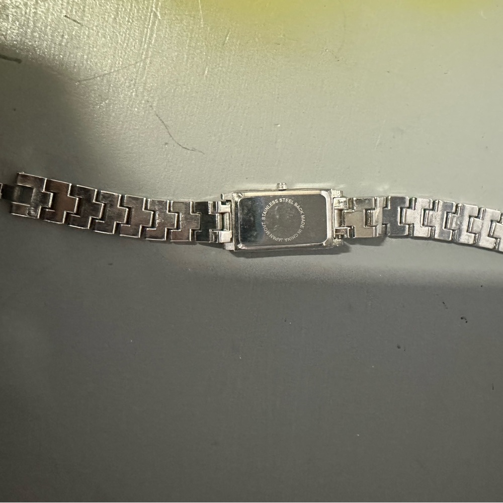 Woman’s silver quartz watch